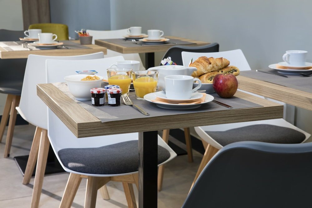 Фото Hotel Moulin Vert