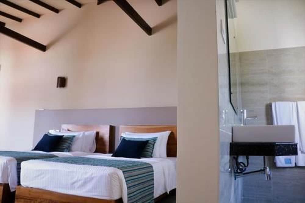 Фото Twenty-Two Weligambay