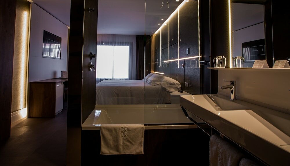 Фото Hotel SPA Ciudad de Binefar