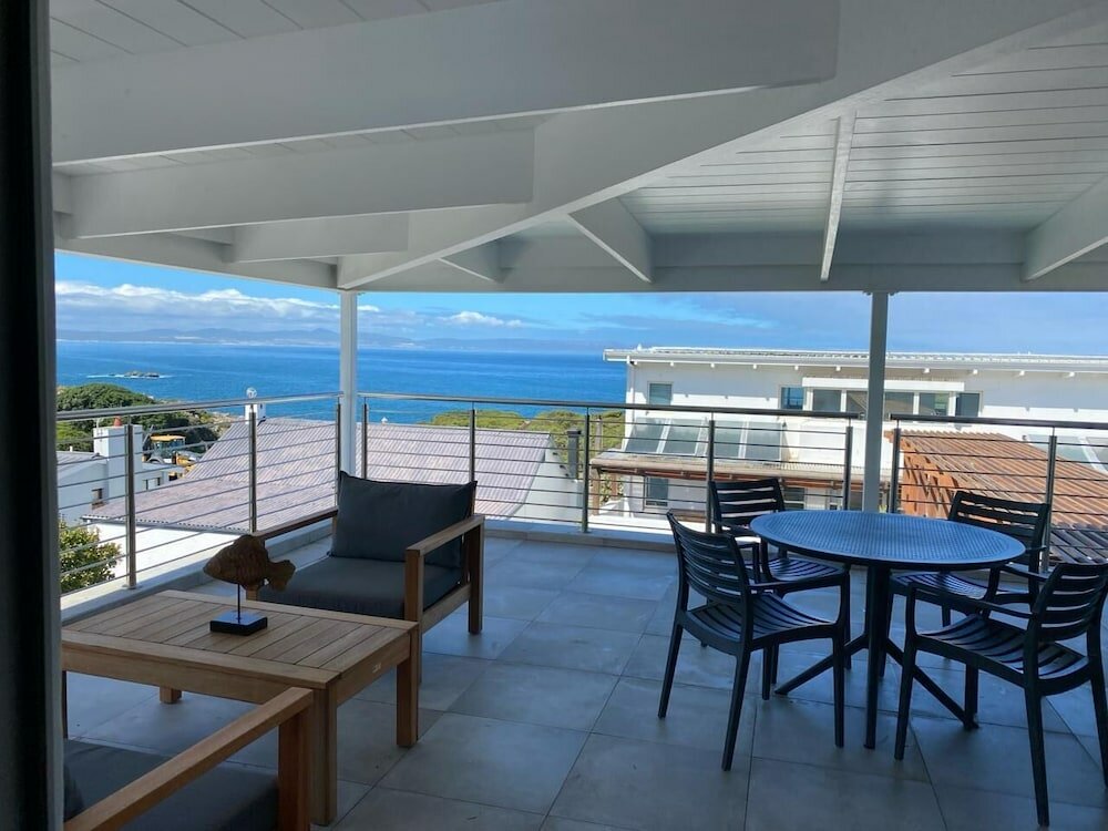 Фото One Marine Drive Boutique Hotel