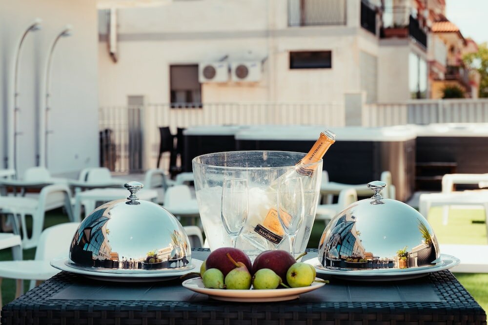 Фото Hotel Accord Le Rose