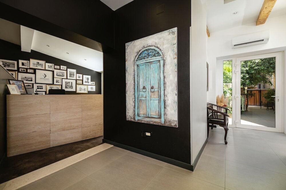 Фото Azur Palace Luxury Rooms