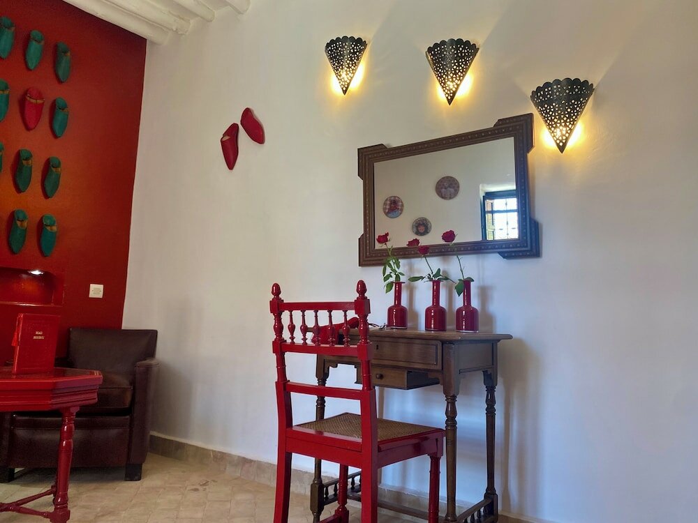 Фото Riad Houdou