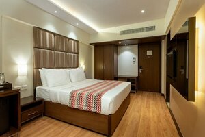 Гостиница Fariyas Hotel