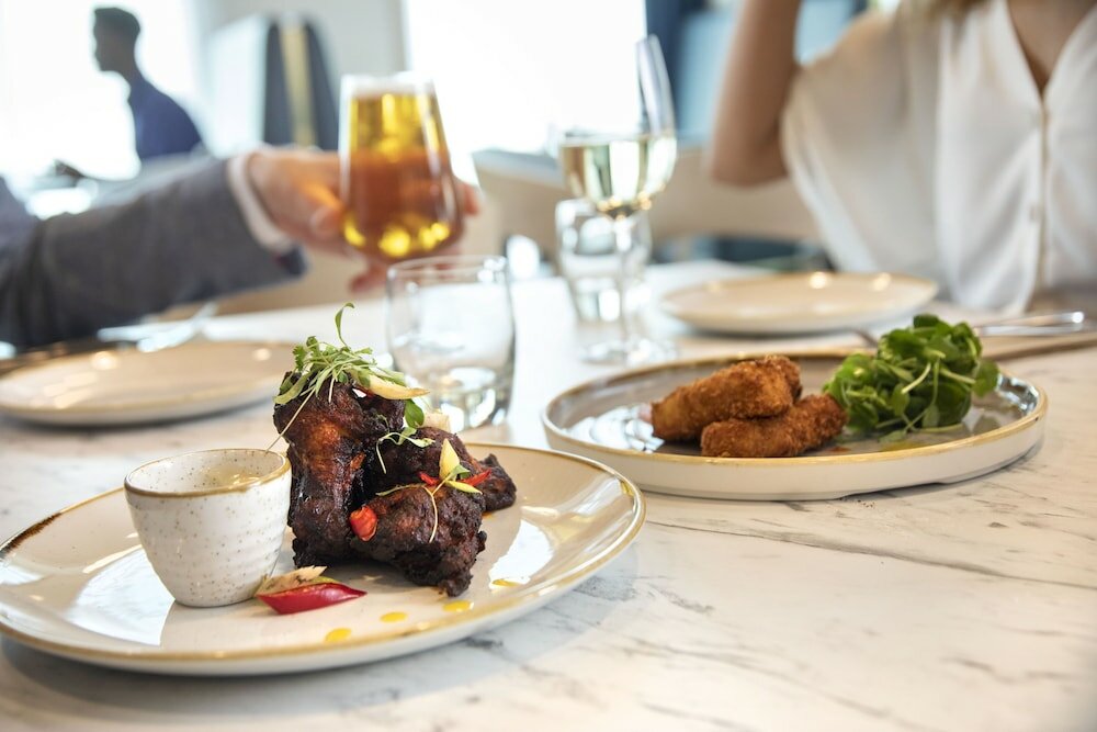 Фото Leonardo Hotel Bristol City