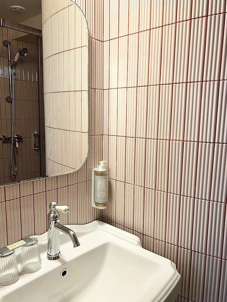 Фото Hôtel De La Tour Intendance