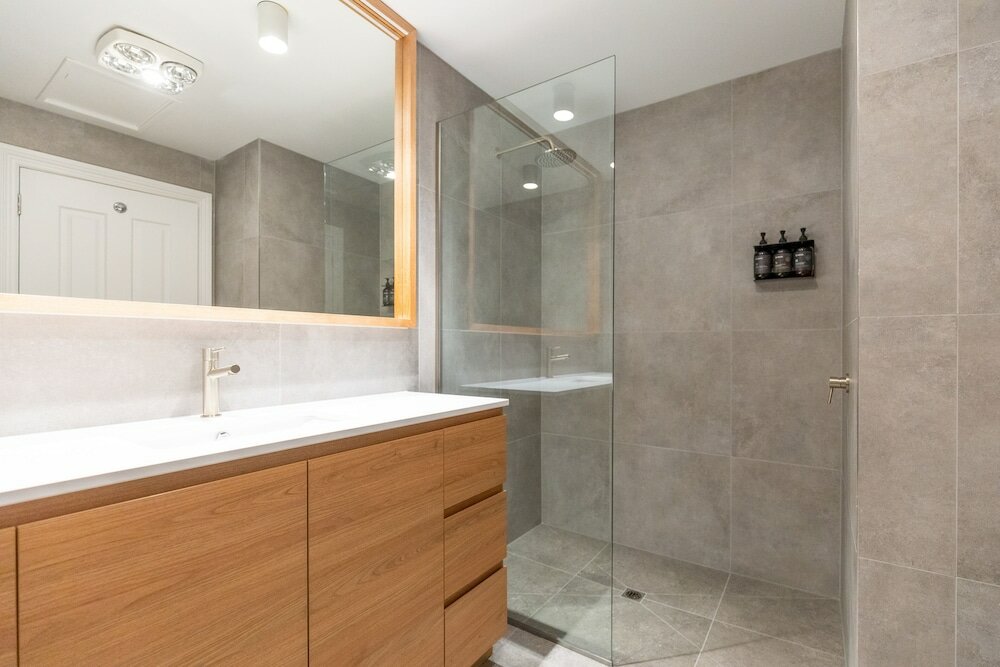 Фото Strahan Village