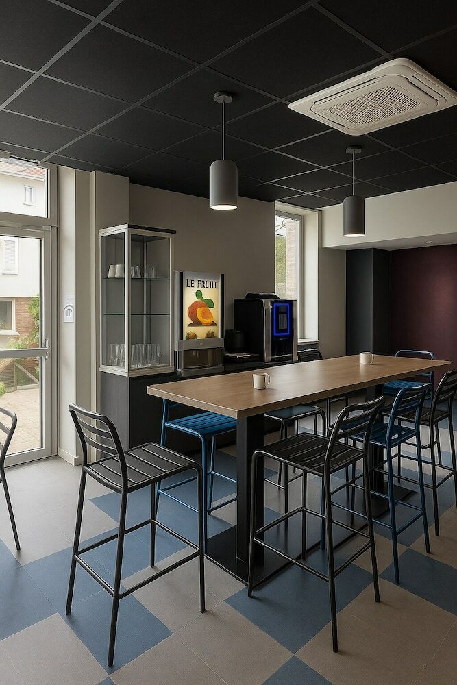 Фото Hotel Albert Elisabeth Gare Sncf