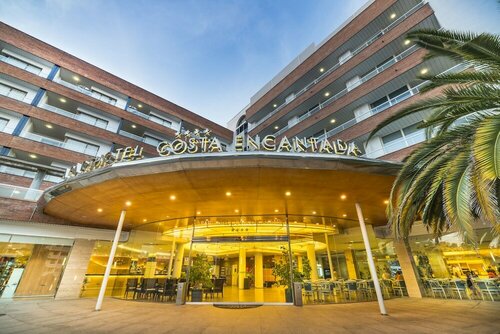 Внешний вид отеля Aparthotel Costa Encantada в Льорет-де-Маре, фото 3