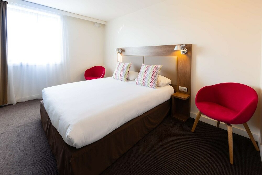 Фото Campanile Limoges Centre - Gare