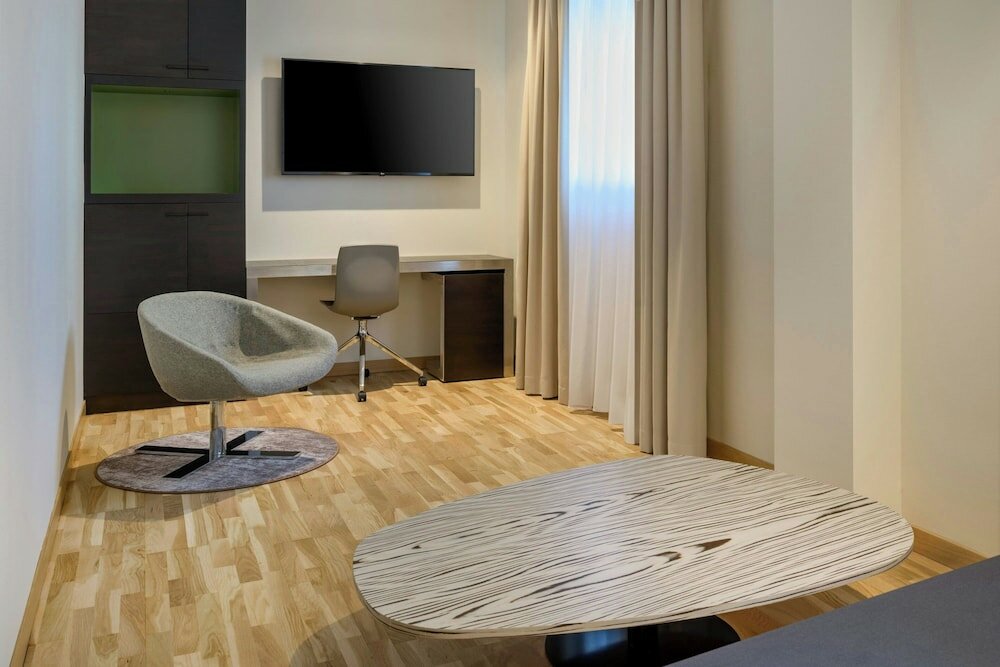 Фото Ac Hotel by Marriott Milan Sesto