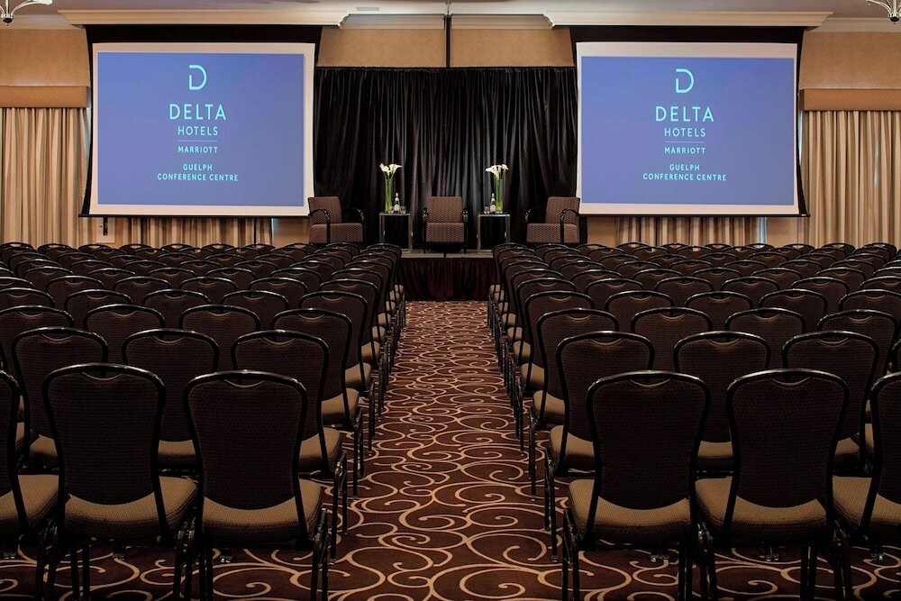 Фото Delta Hotels by Marriott Guelph Conference Centre