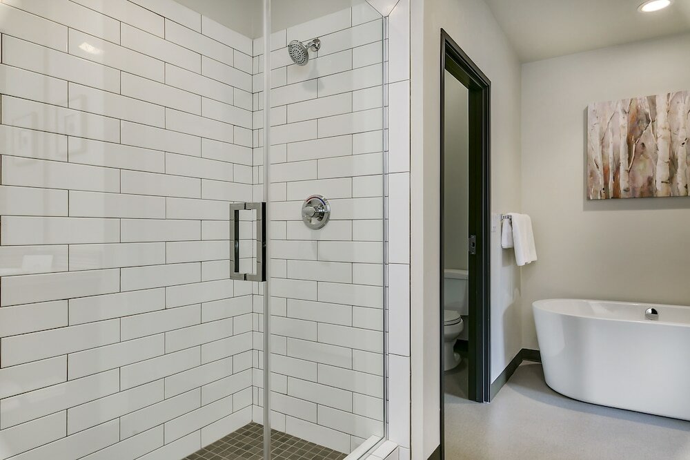 Фото Silver Creek Hotel