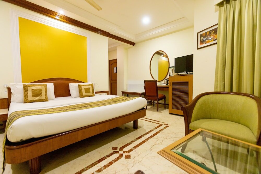 Фото Garden Hotel