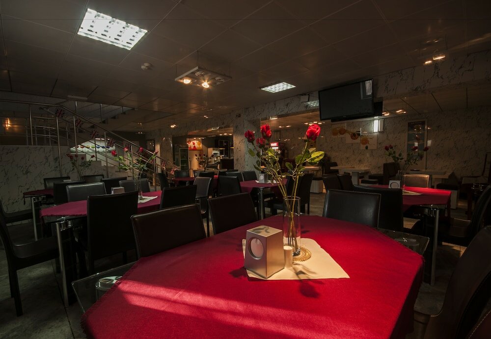 Фото London Palace Tbilisi