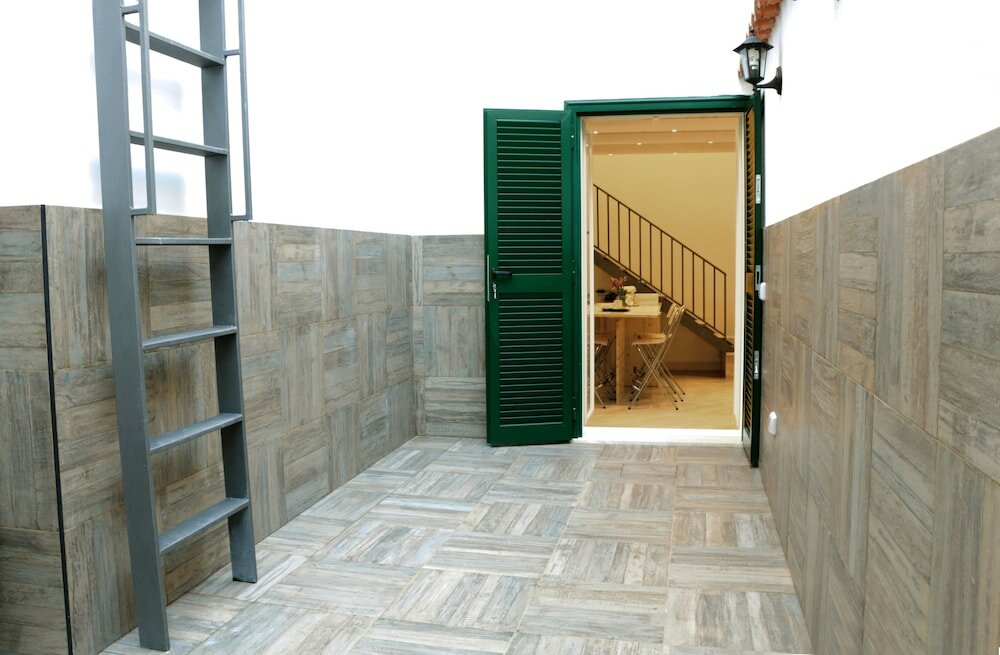 Фото B&b Napoli La scalinata di Chiaia