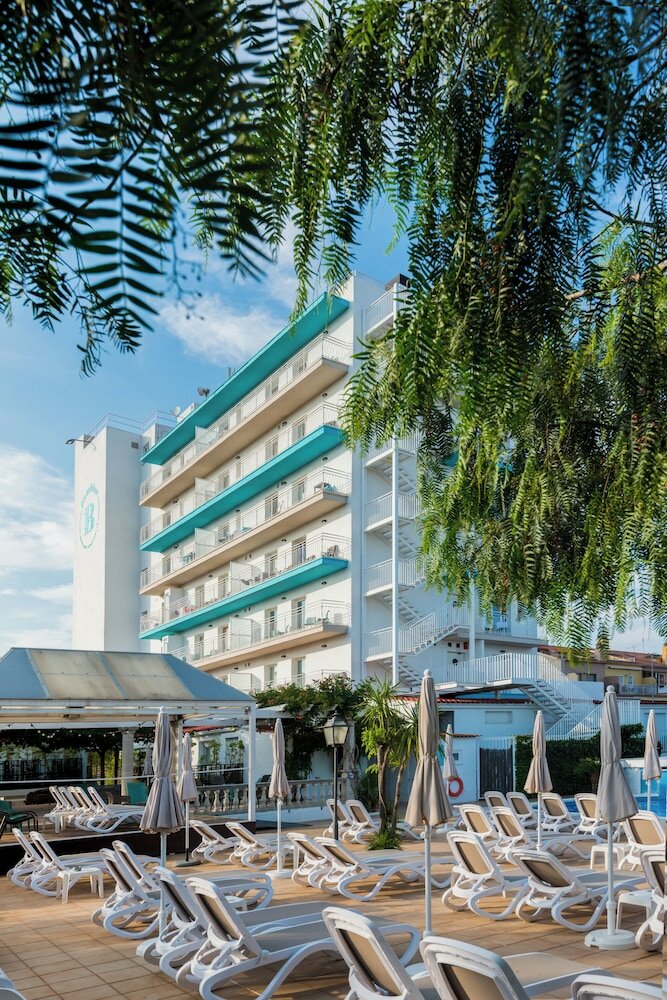 Фото Hotel Paradis Park