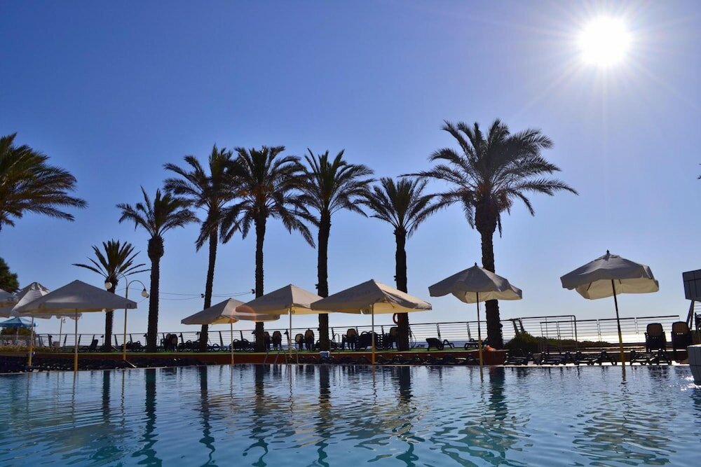 Фото Qawra Palace Resort & SPA