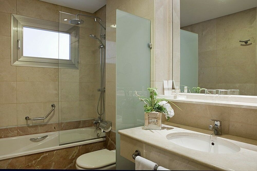 Фото Hotel Villamadrid
