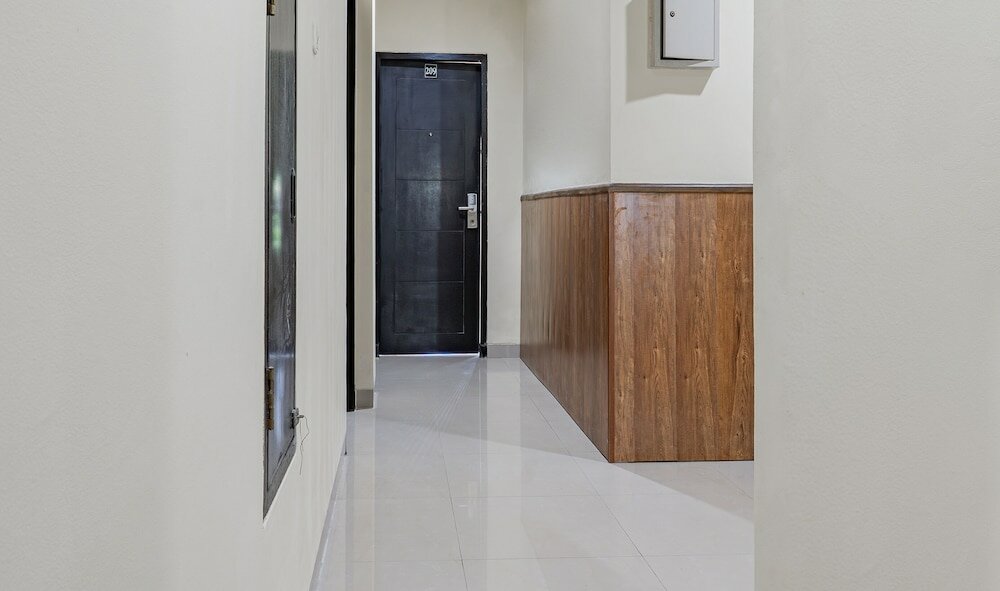 Фото Kuta Airport Insta Hotel