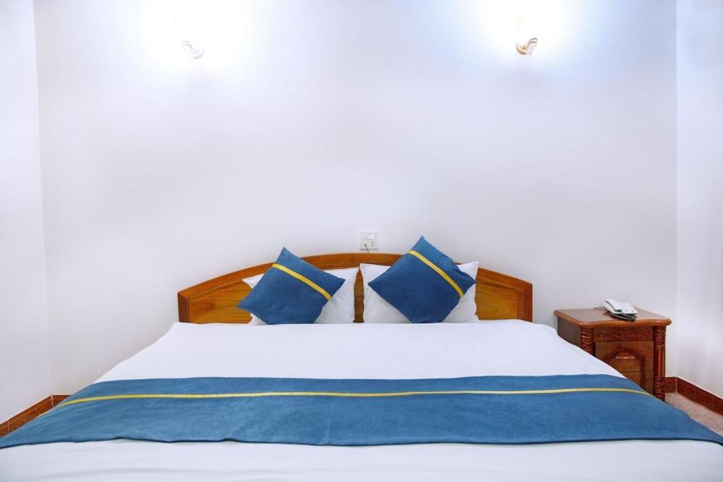 Фото Mittaphap Hotel II