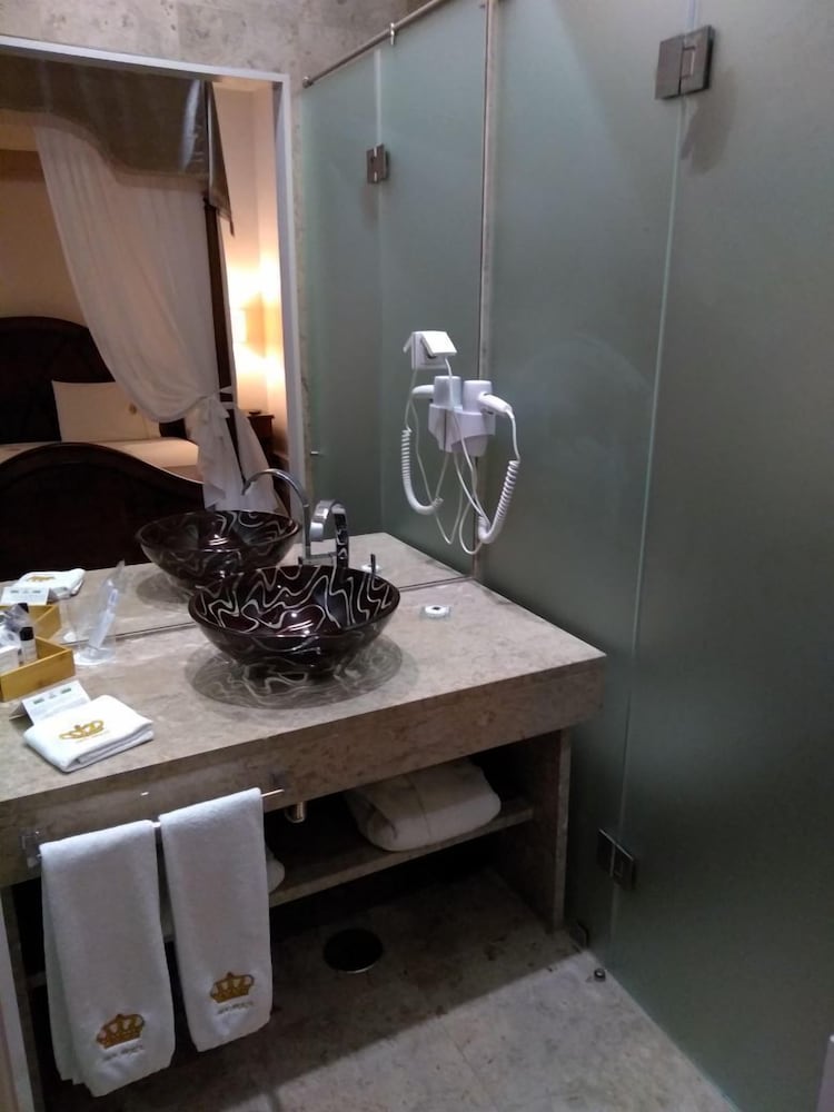 Фото Hotel Ibn-Arrik