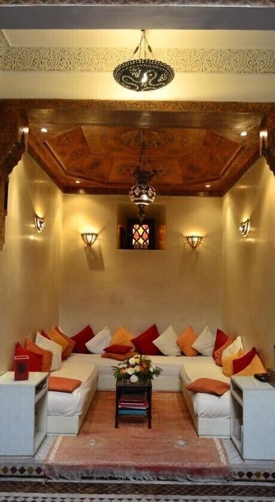 Фото Riad Charik