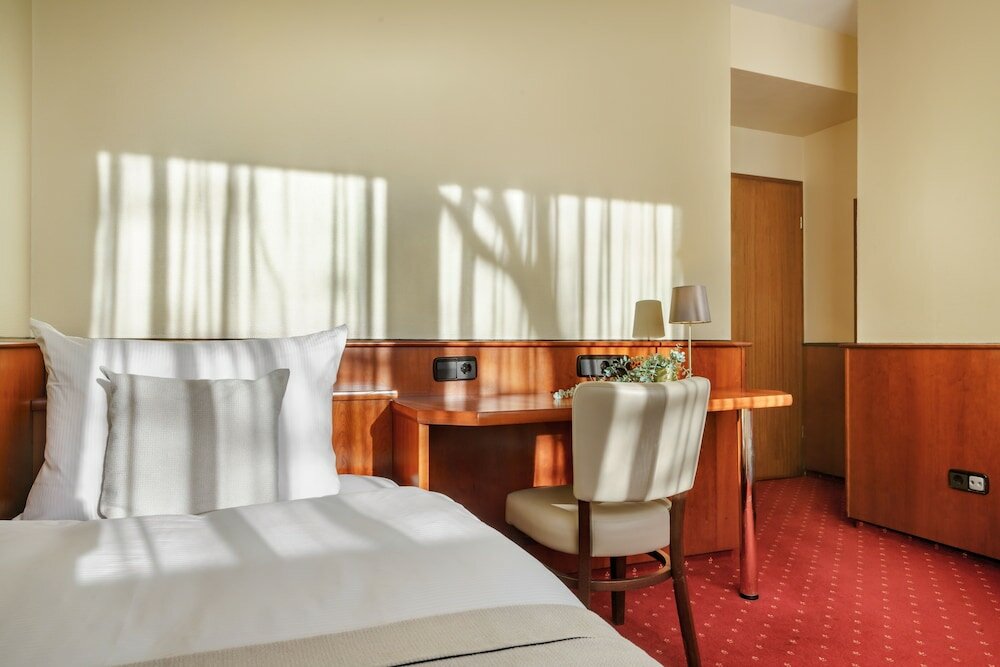 Фото Novum Hotel Hagemann Hamburg Hafen