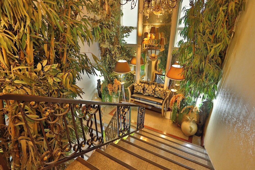 Фото Diamond City Hotel