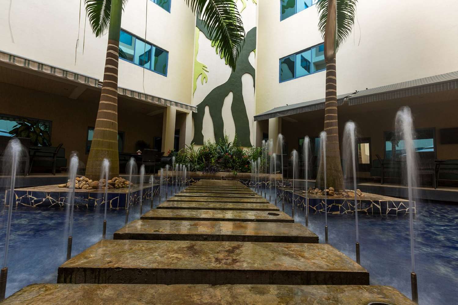 Фото Best Western Premier Accra Airport Hotel