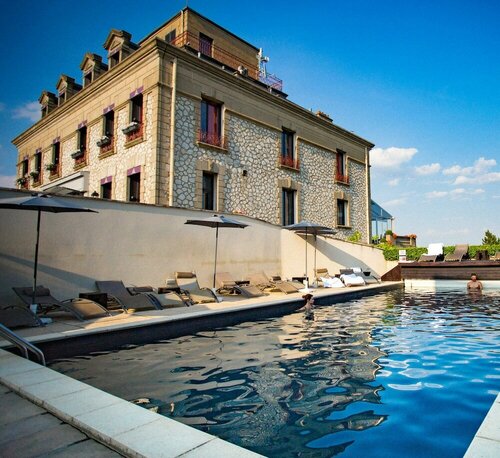 Внешний вид отеля Domaine de la Corniche в Роллебуазе, фото 1