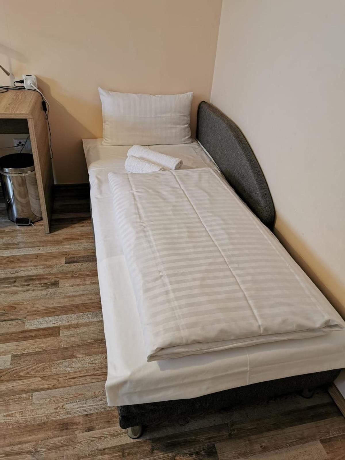 Фото Hotel-Residenz Oberurseler Hof