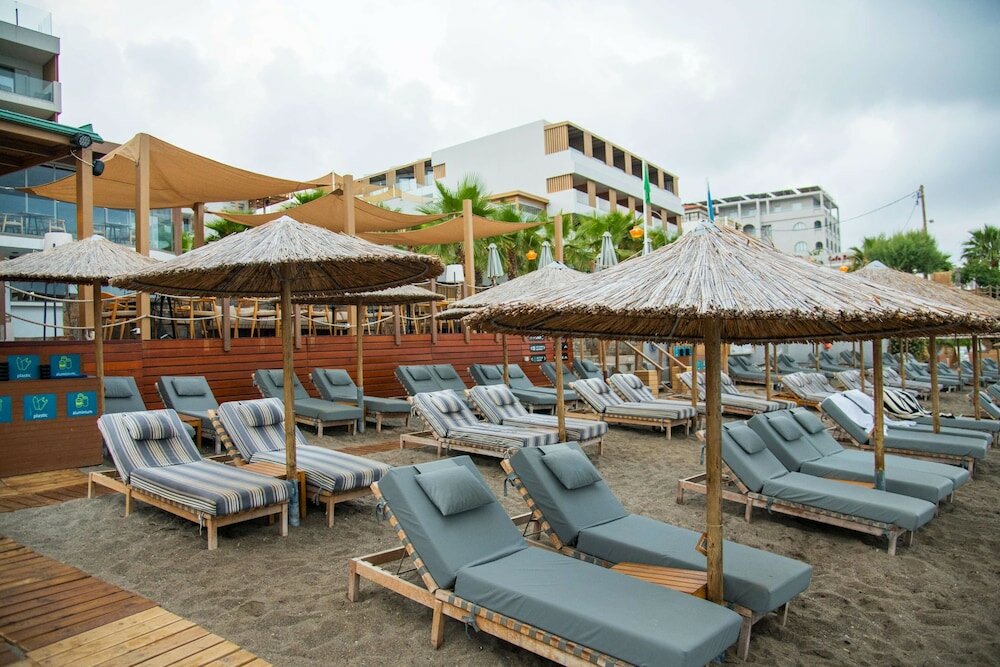 Фото Akasha Beach Hotel & SPA