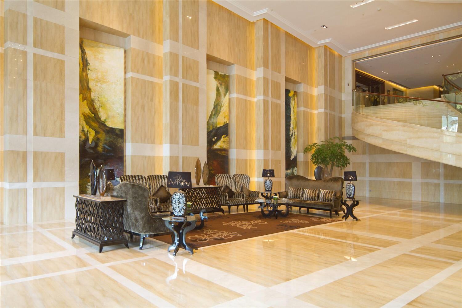 Фото 212268915704