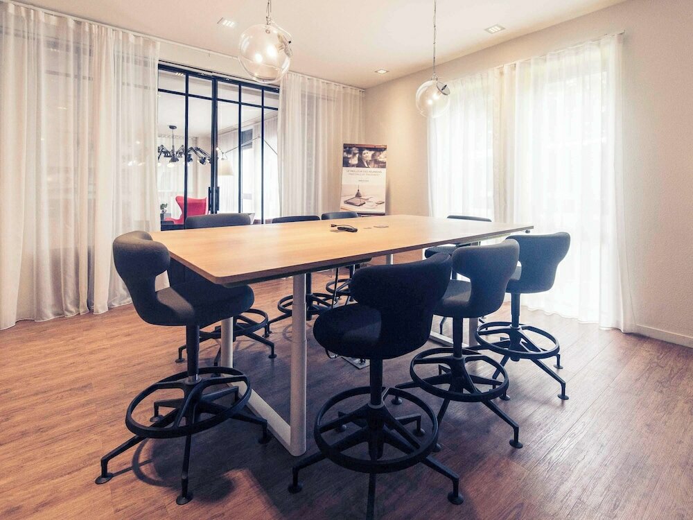 Фото Mercure Nantes Centre Gare