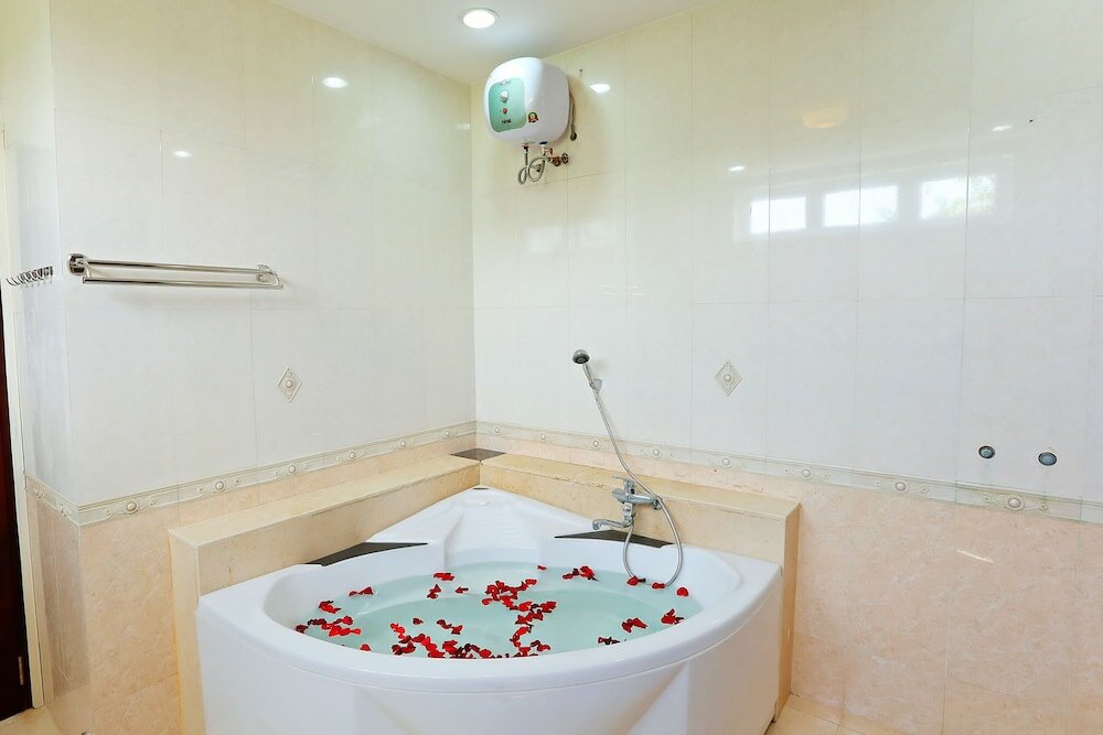 Фото Well-To-Do Villa