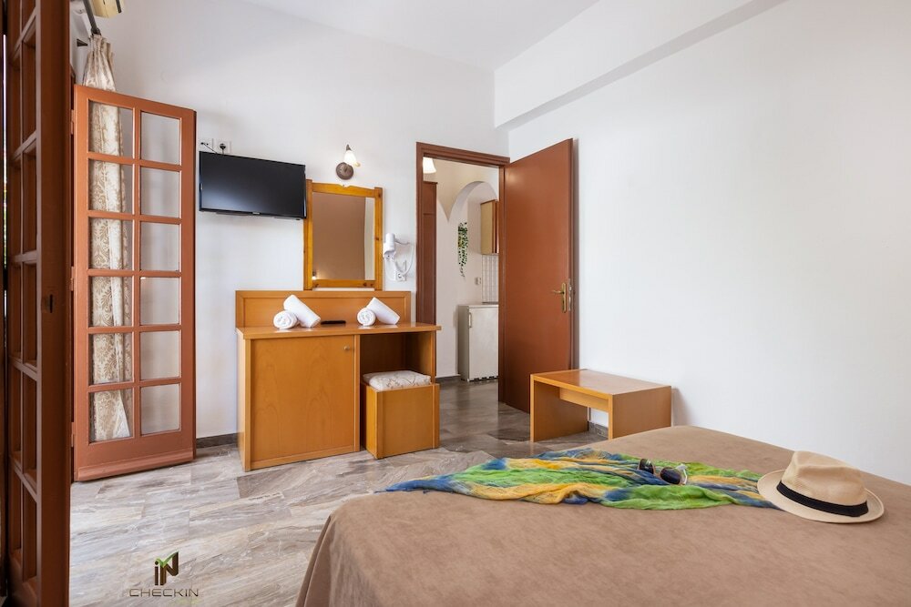 Фото Galini Apartments and Studios