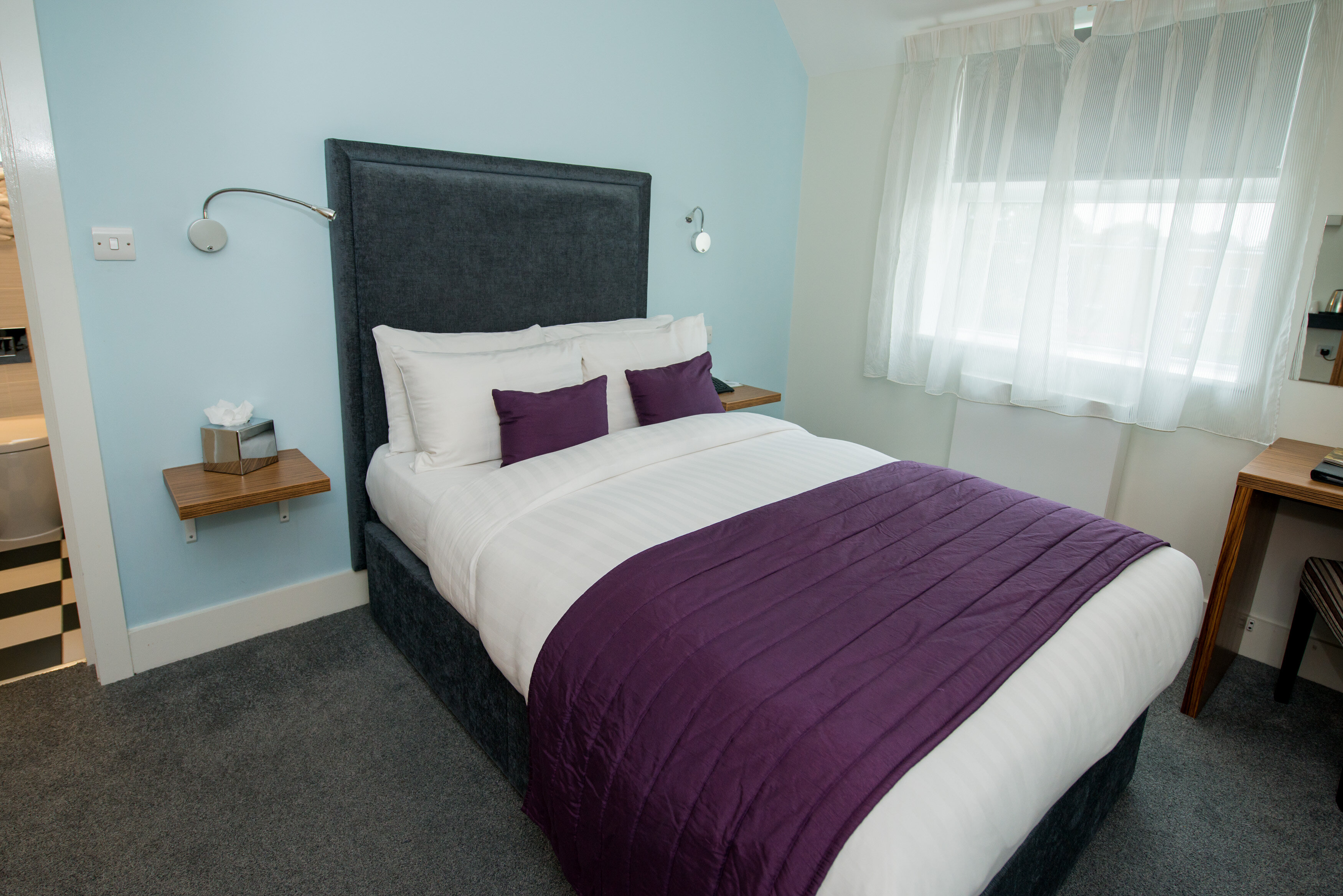 Фото Stanwell Hotel by Mercure