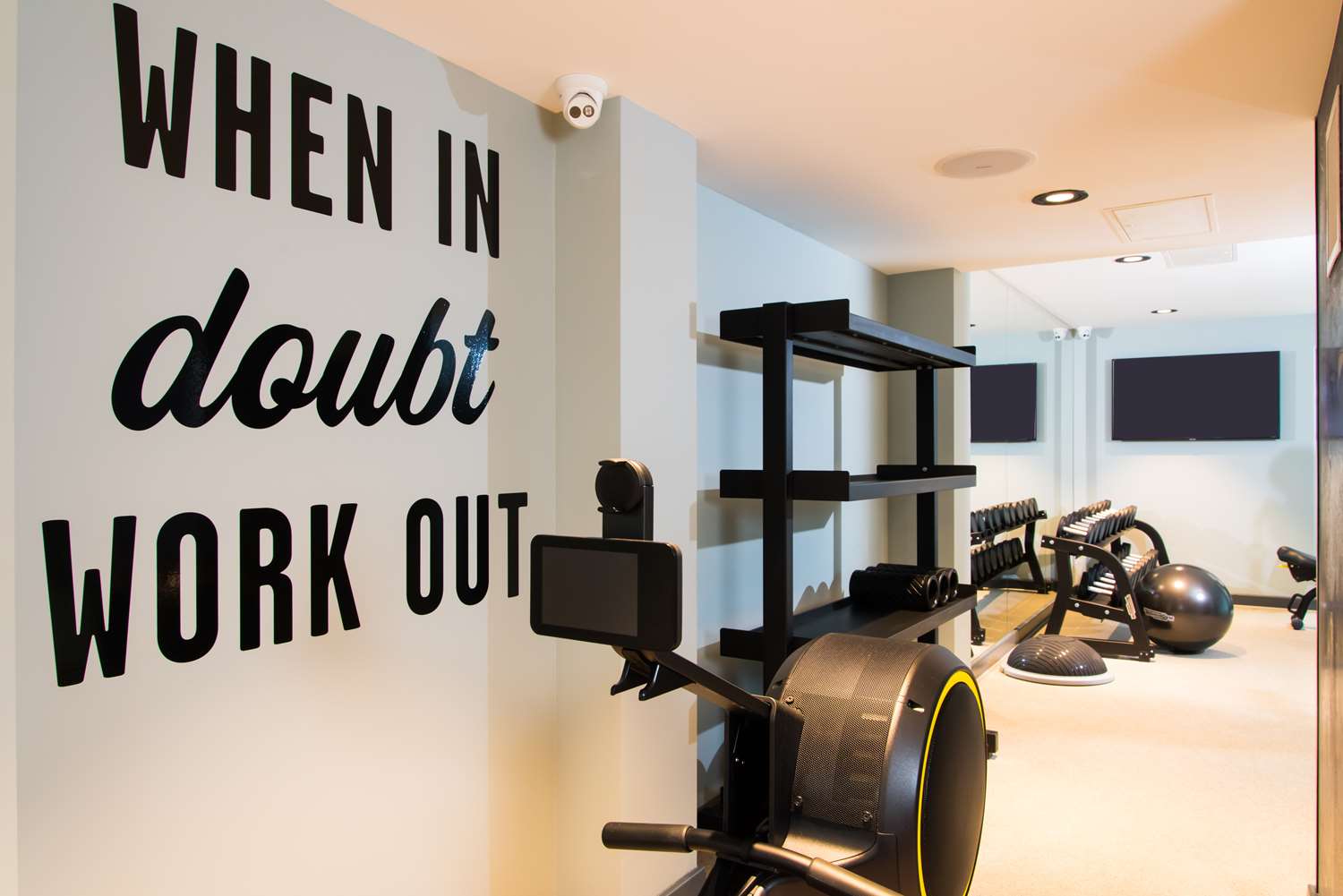 Фото Hampton by Hilton London Park Royal