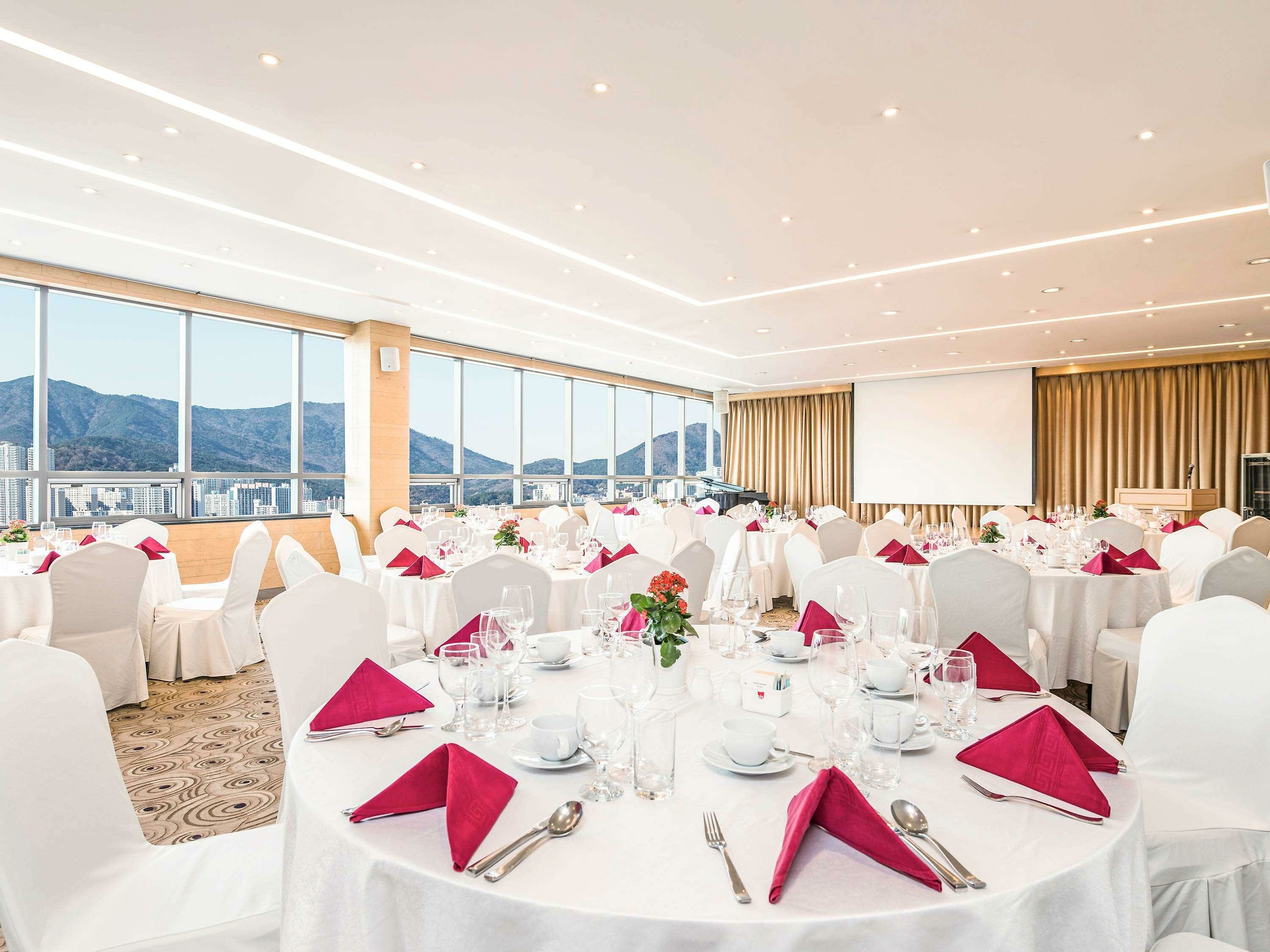 Фото Ibis Ambassador Busan City Centre