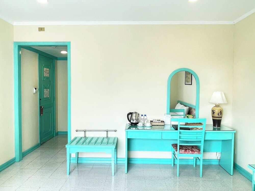 Фото Bat Dat Hotel