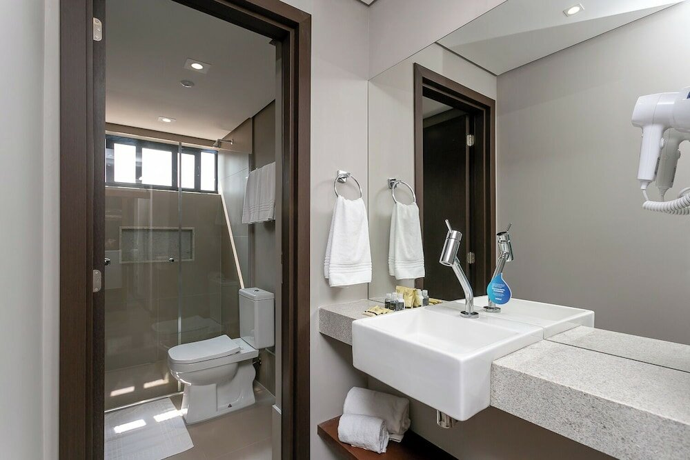 Фото Roochelle Hotel by Nobile