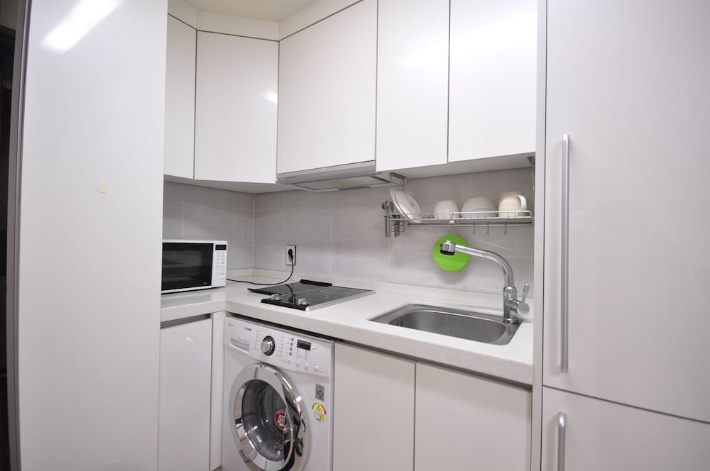 Фото Inn The City Business Hotel