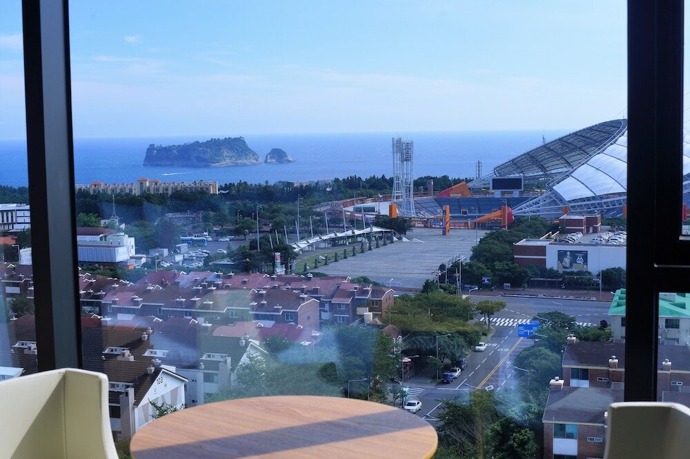 Фото Seogwipo Js Hotel