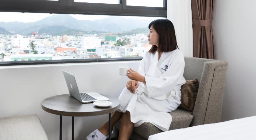 Фото La Casa Hotel Nha Trang