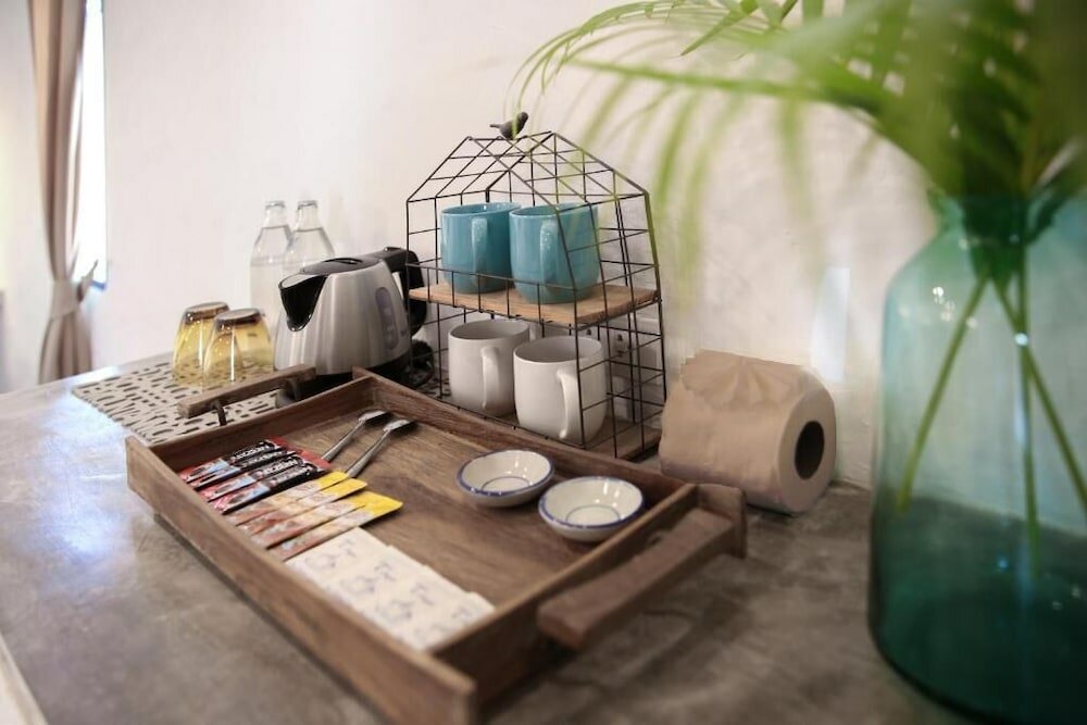 Фото Lime & Soda Beachfront Resort