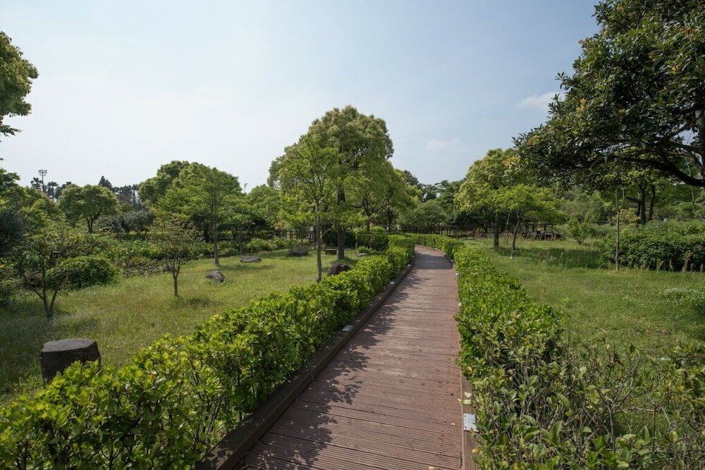 Фото Hotel The Grang Seogwipo