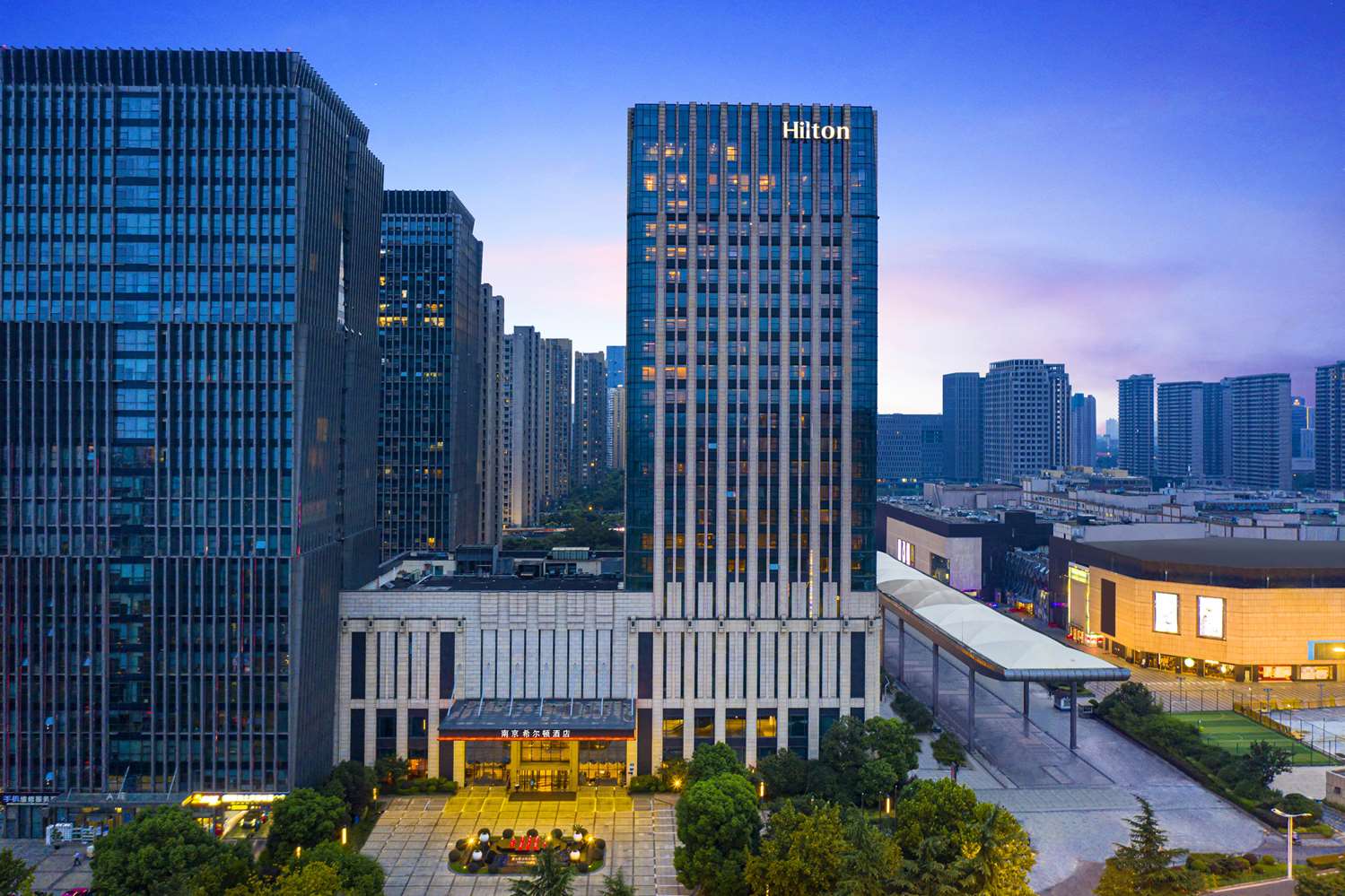 Фото Hilton Nanjing