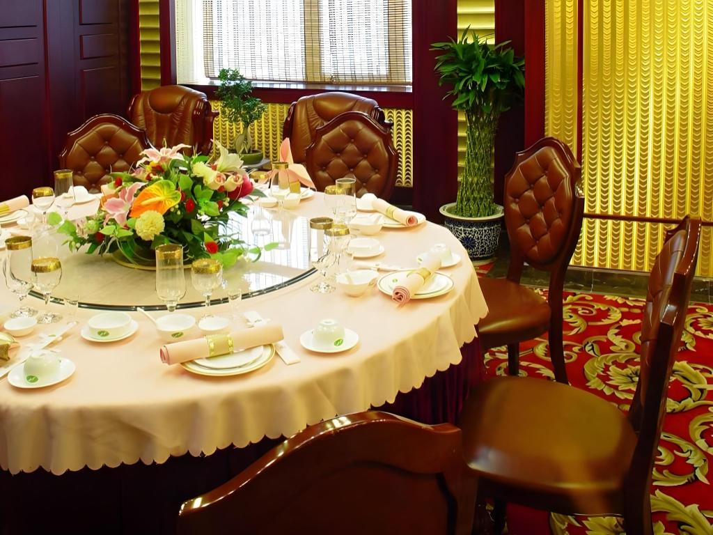 Фото China Palace Hotel