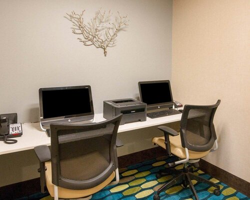 Гостиница Comfort Suites Bossier City - Shreveport East в Бошьер Сити